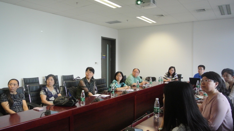 beat365官方网站院举行英语双学位双专业和大学英语教学教务联系会议1